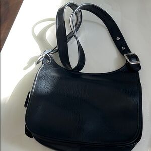 Vintage Coach 90s Black Saddle Flap Slim Hippie Leather Cross Body Purse Bag